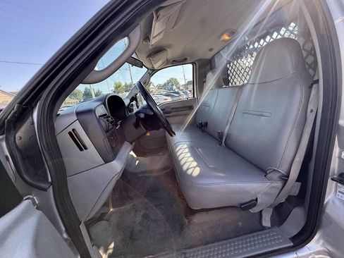 Used 2007 Ford F350 4X2 2dr Regular Cab 140.8 164. image 46