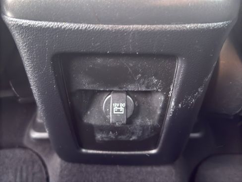 Used 2018 Dodge Journey SE w/ Connectivity Group image 30