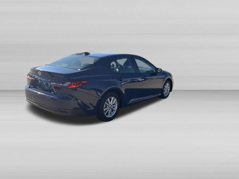 Used 2026 Toyota Camry LE FWD image 4