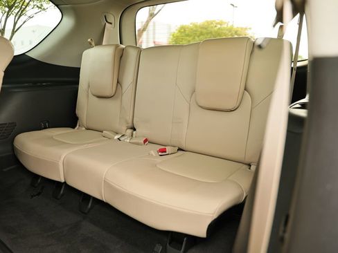 Used 2022 Nissan Armada SV w/ SV Appearance Package AWD/4WD image 29