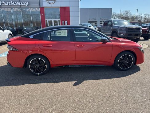 New 2026 Nissan Sentra SR image 8