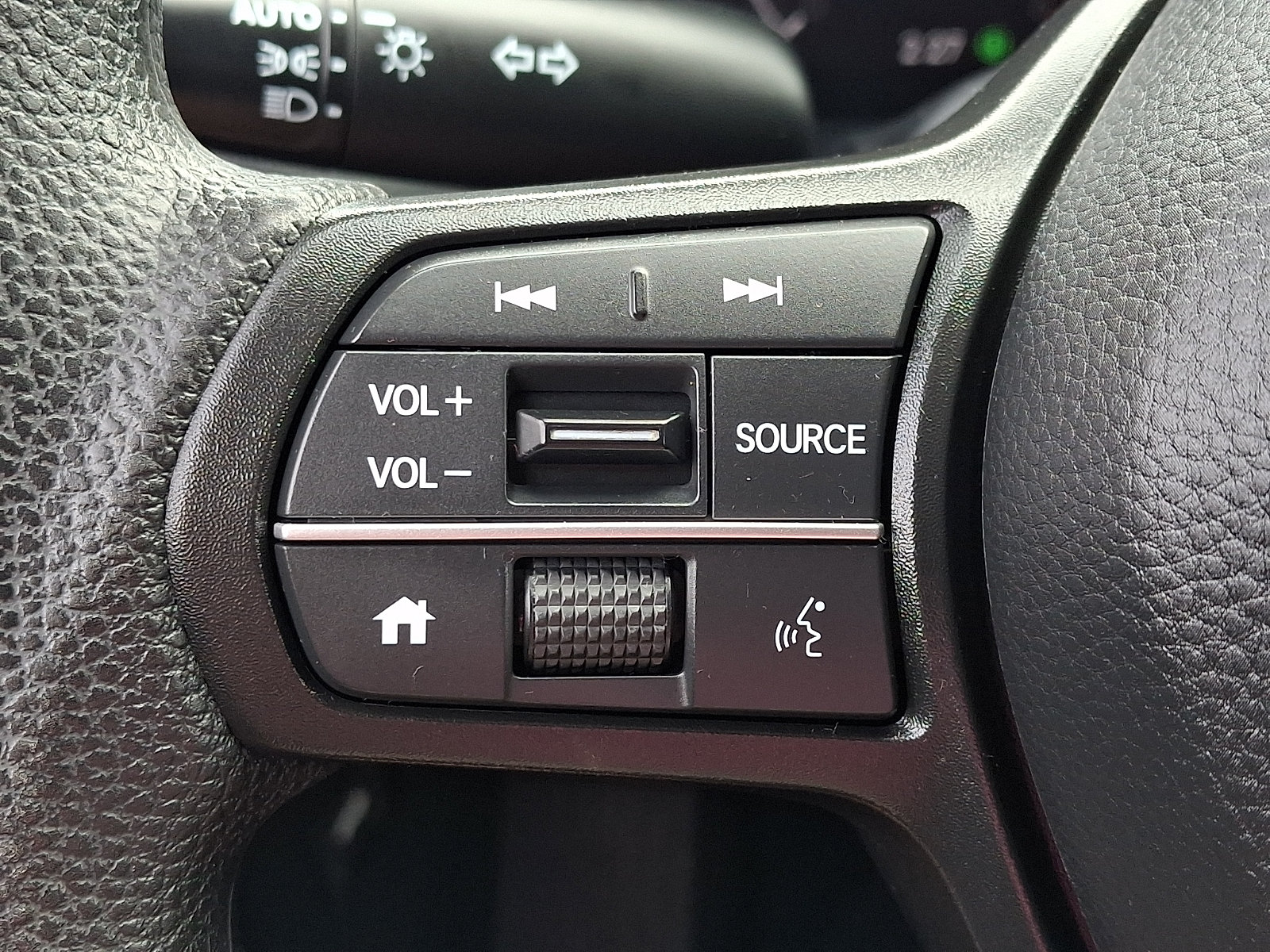 Certified 2024 Honda HR-V LX image 21