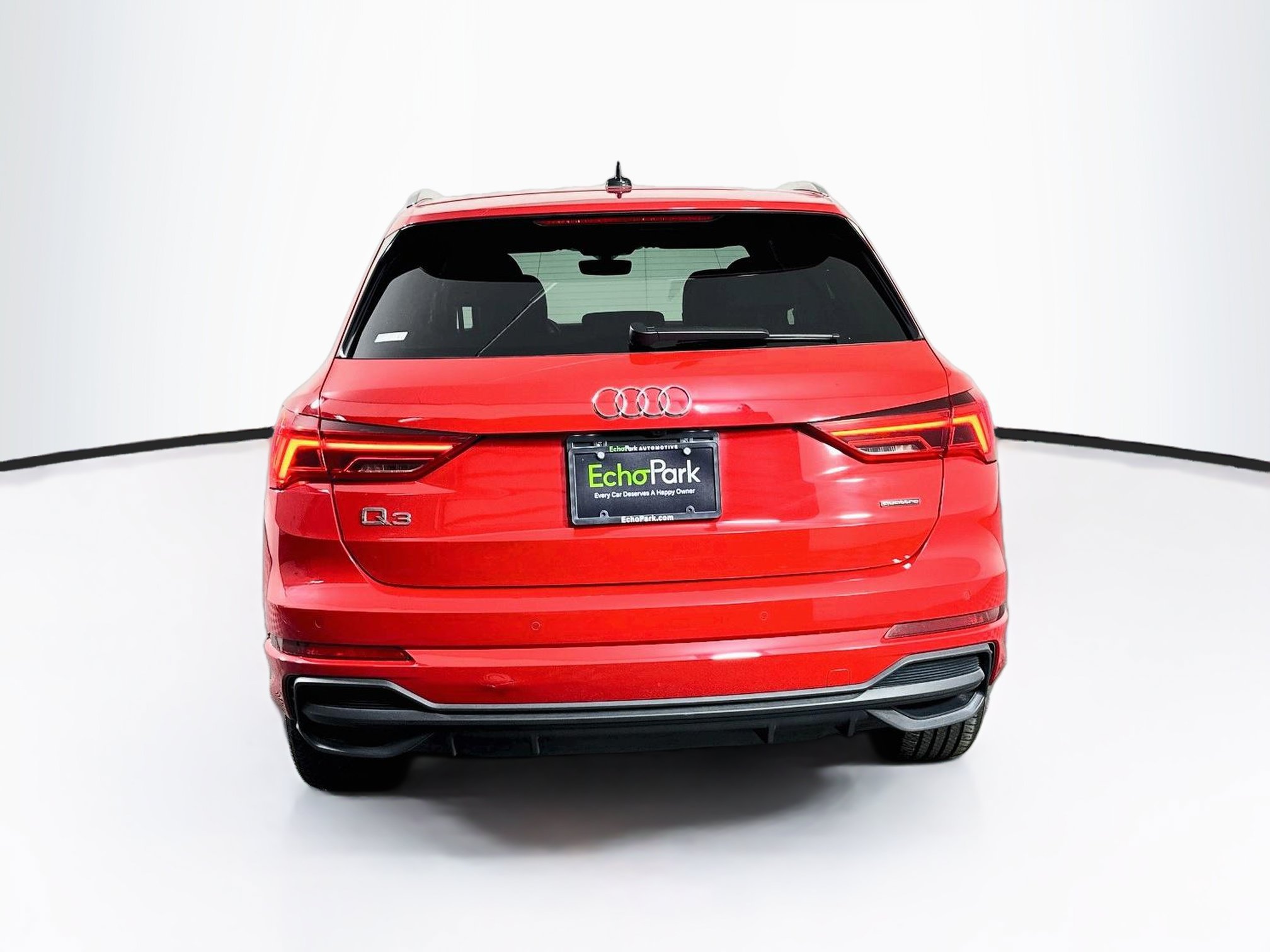 Used 2025 Audi Q3 2.0T Premium AWD/4WD image 7