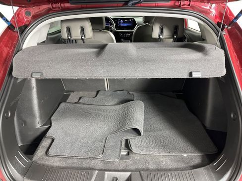 Certified 2024 Chevrolet Trax ACTIV w/ Sunroof Package image 13