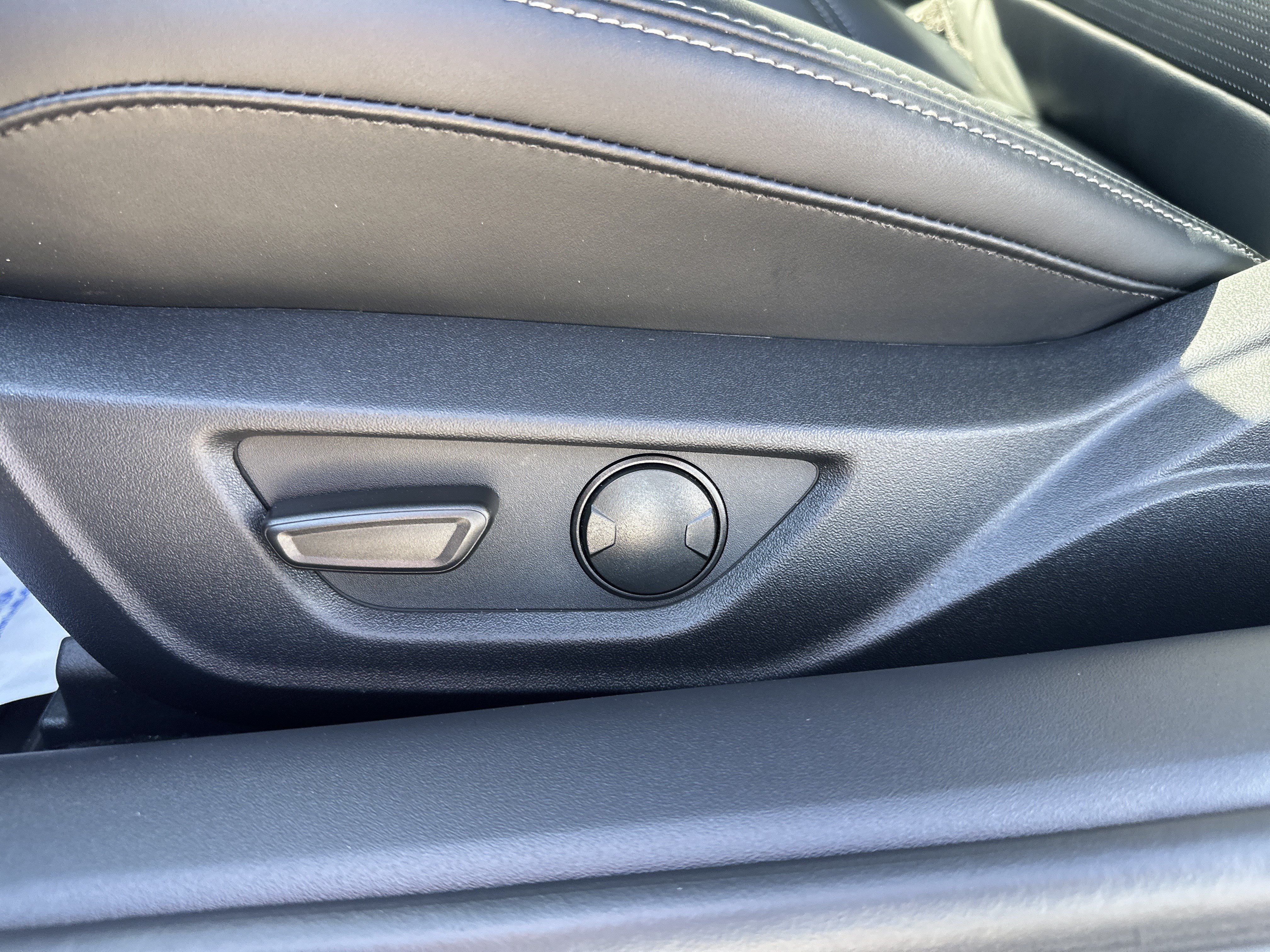 Used 2024 Ford Mustang GT Premium RWD image 12