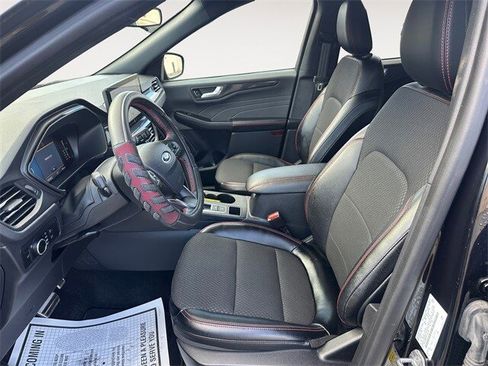 Used 2024 Ford Escape ST-Line w/ Tech Pack #1 image 9