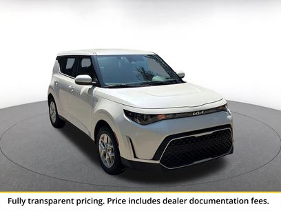 Used 2025 Kia Soul LX w/ LX Technology Package