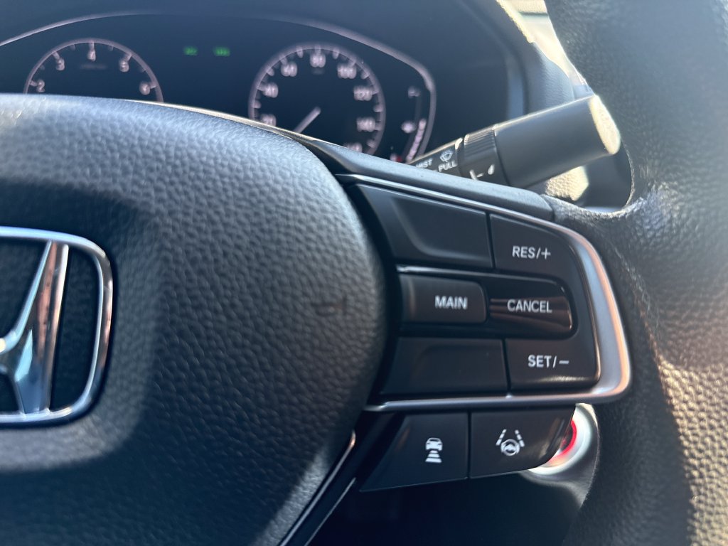 Used 2018 Honda Accord LX image 25