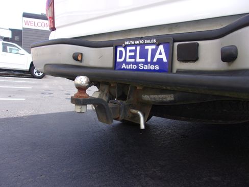 Used 2007 Chevrolet Silverado 1500 W/T w/ Light Duty Power Package image 9