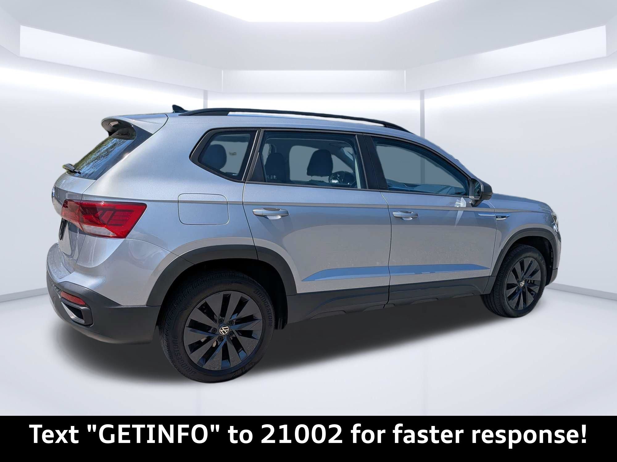 Used 2022 Volkswagen Taos S FWD image 3
