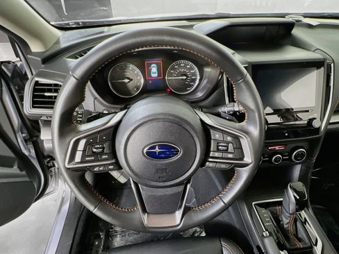 Used 2023 Subaru Crosstrek 2.5i Limited AWD/4WD image 11