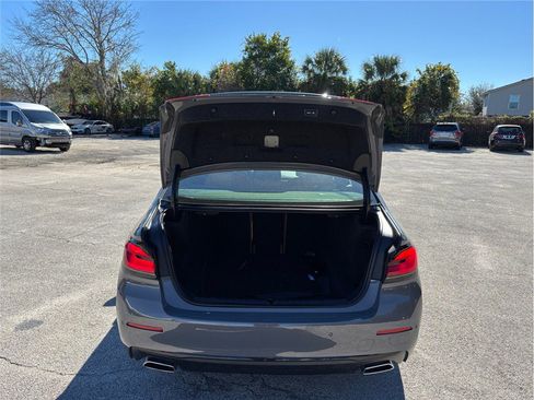 Used 2021 BMW 530i xDrive w/ Premium Package image 49