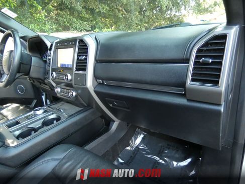 Used 2020 Ford Expedition Max XLT w/ Equipment Group 202A RWD image 36