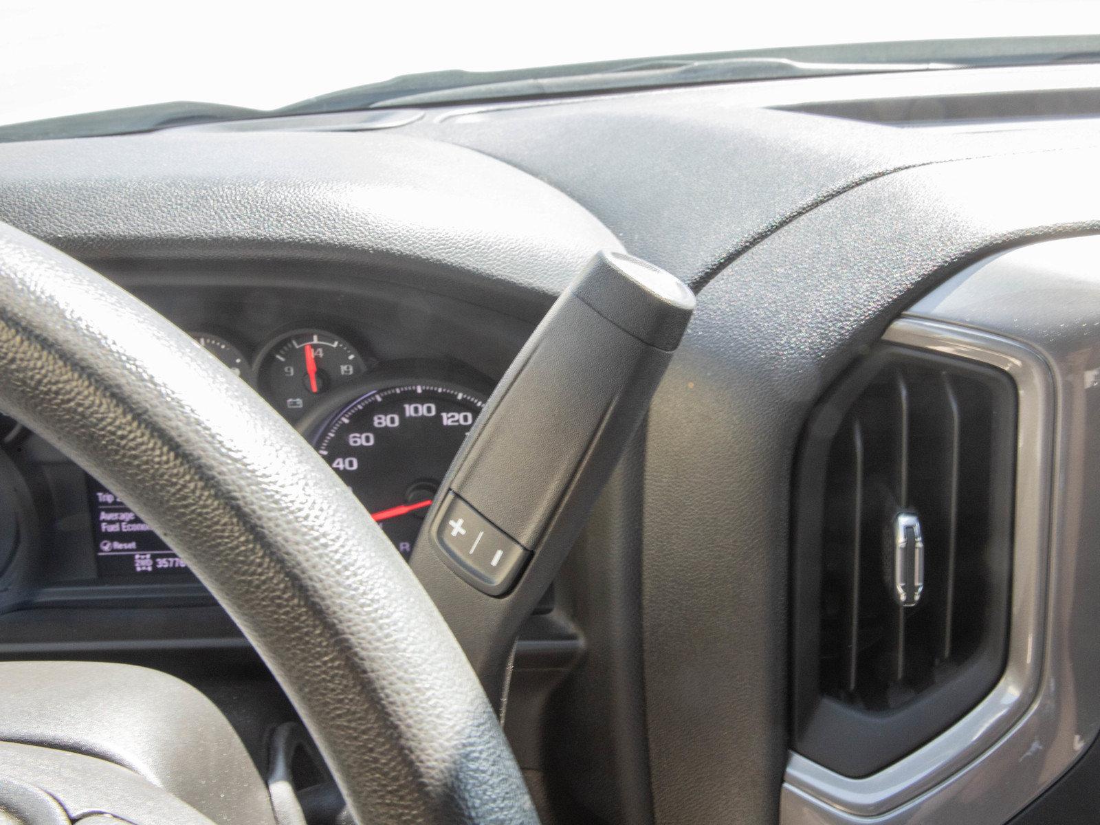 Used 2023 GMC Sierra 1500 Pro w/ Pro Value Package AWD/4WD image 23