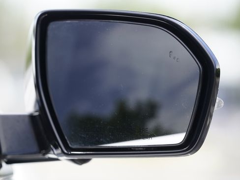 Used 2023 Lincoln Navigator L Reserve RWD image 15
