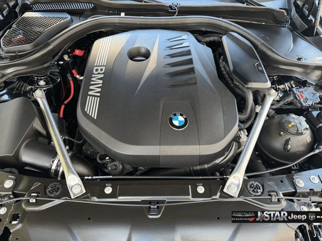 Used 2024 BMW 540i xDrive w/ M Sport Package AWD/4WD image 29