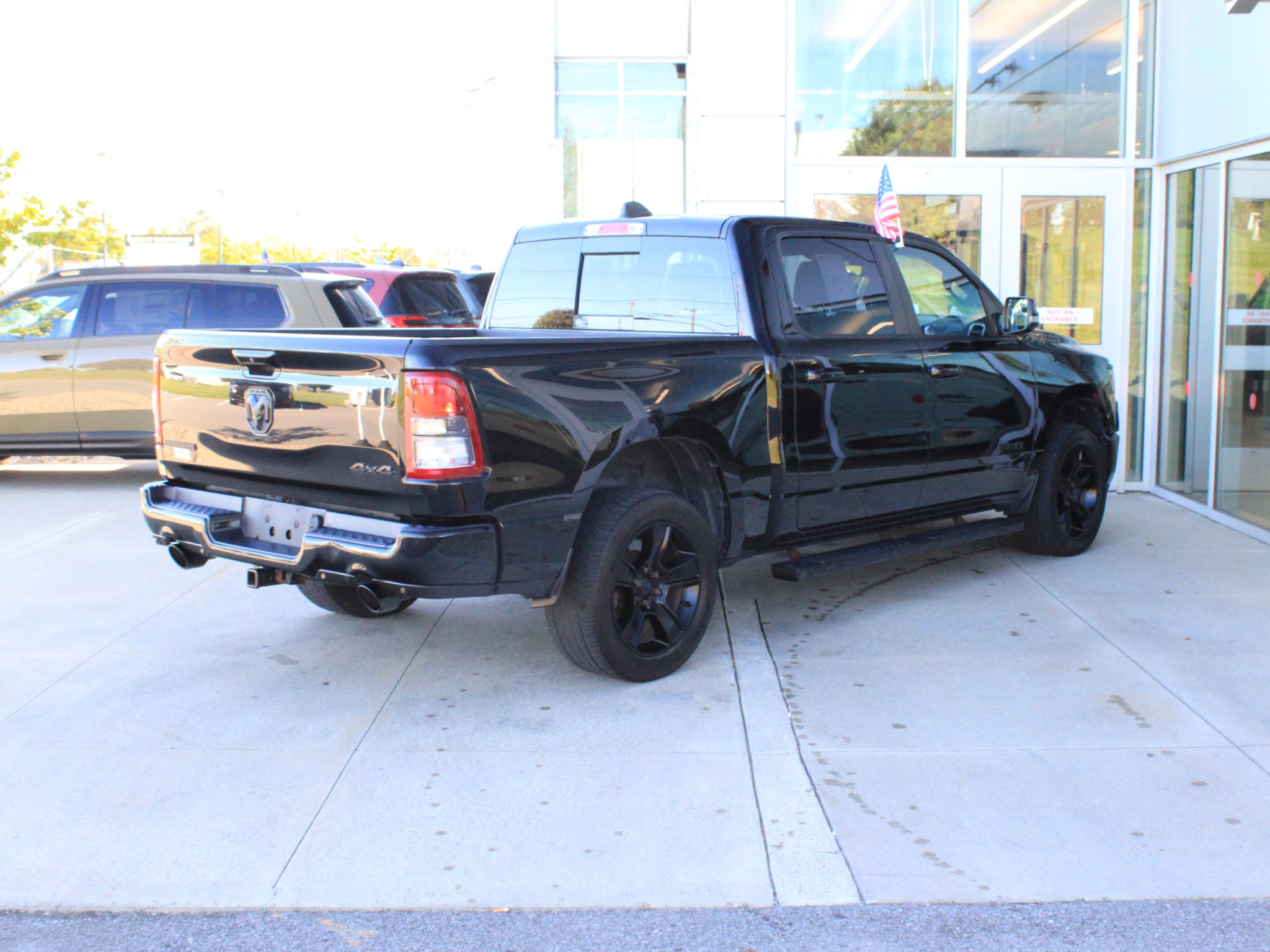 Used 2020 RAM 1500 Big Horn AWD/4WD image 6