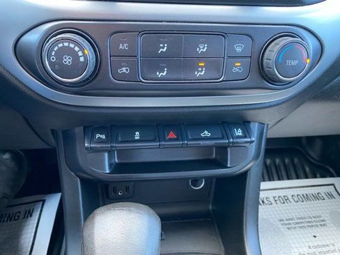Used 2022 Chevrolet Colorado LT w/ Fleet Safety Package image 14