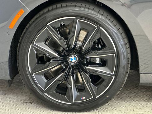 New 2026 BMW 740i w/ Premium Package image 11