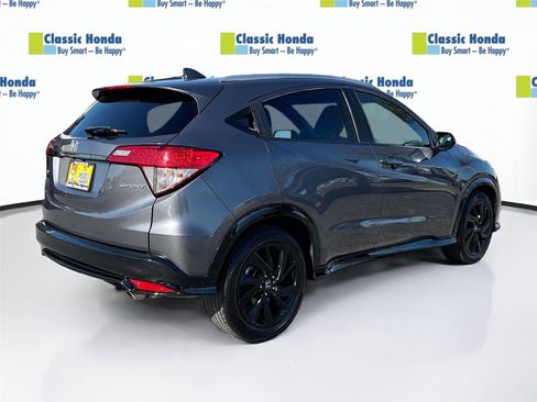 Used 2022 Honda HR-V Sport image 8