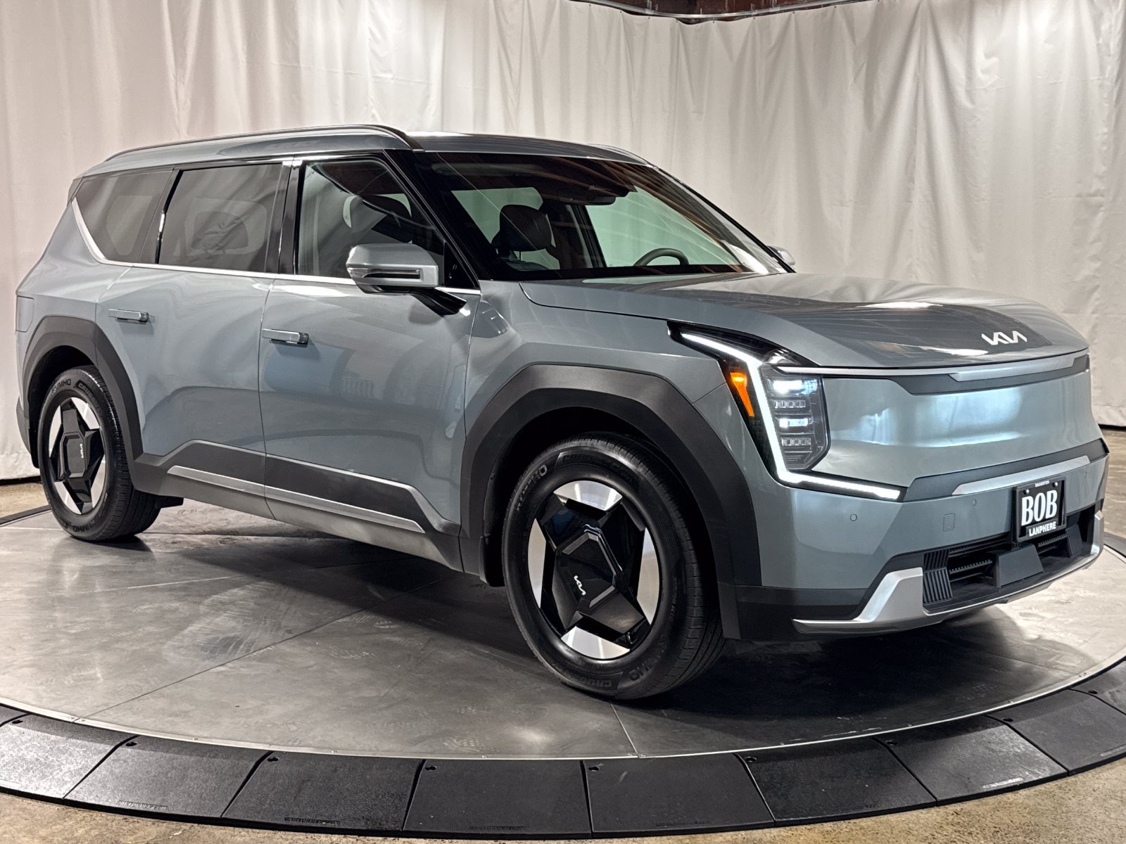 Certified 2024 Kia EV9 Wind AWD/4WD image 10