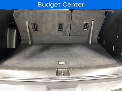 Used 2023 Chevrolet Traverse LT AWD/4WD image 18