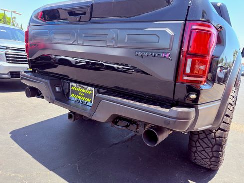 Used 2018 Ford F150 Raptor w/ Equipment Group 802A Luxury AWD/4WD image 54