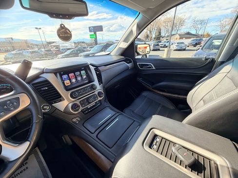 Used 2019 GMC Yukon XL Denali w/ Denali Ultimate Package AWD/4WD image 19