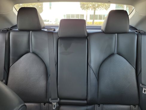 Used 2022 Toyota Camry XLE image 21