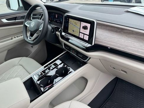 New 2026 Volkswagen Atlas SEL Premium R-Line AWD/4WD image 31