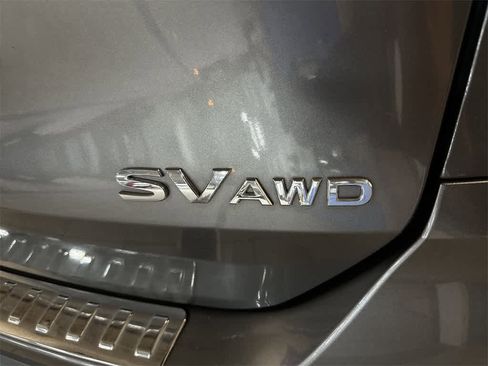 Used 2019 Nissan Rogue SV w/ Sun & Sound Touring Package image 27