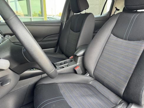 Used 2021 Nissan Leaf SV w/ SV Technology Package image 34