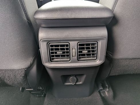 Certified 2025 Toyota RAV4 LE FWD image 16