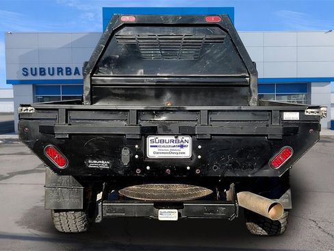 Used 2024 Chevrolet Silverado 2500 LT w/ Convenience Package image 4