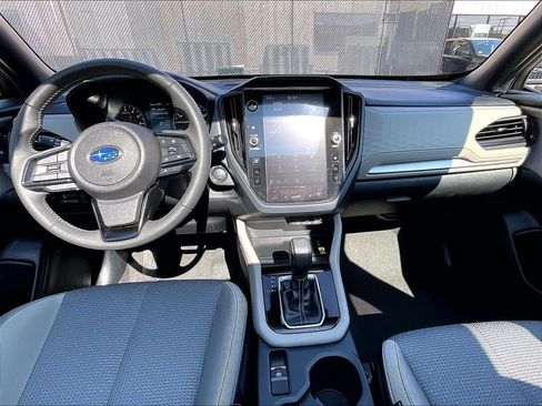 Used 2025 Subaru Forester Premium AWD/4WD image 21