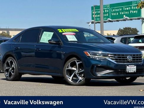 Certified 2021 Volkswagen Passat 2.0T R-Line image 1