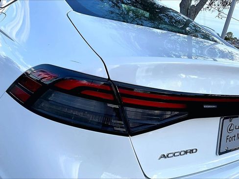Used 2023 Honda Accord EX image 29