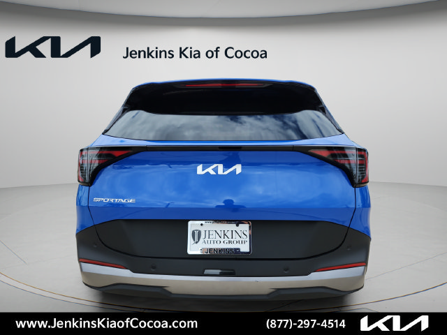 Certified 2026 Kia Sportage EX FWD image 6