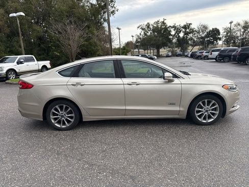 Used 2017 Ford Fusion Energi Titanium image 7