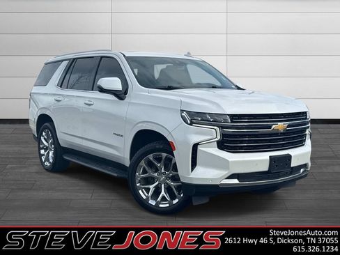 Used 2022 Chevrolet Tahoe LT w/ LT Signature Package RWD image 1