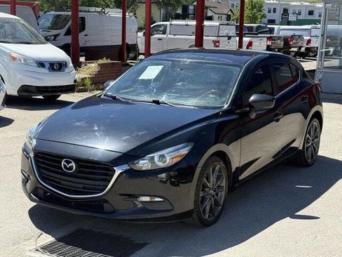 Used 2018 MAZDA MAZDA3 Touring FWD image 8