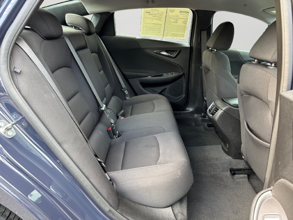 Used 2025 Chevrolet Malibu LT FWD image 13