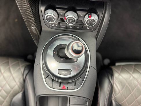 Used 2011 Audi R8 V10 image 66