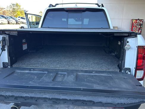 Used 2023 Honda Ridgeline RTL-E image 32