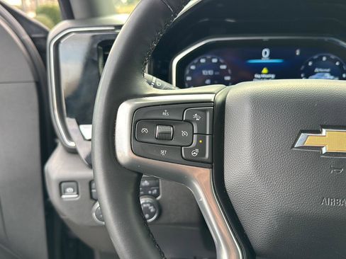 Used 2025 Chevrolet Silverado 1500 LT image 18