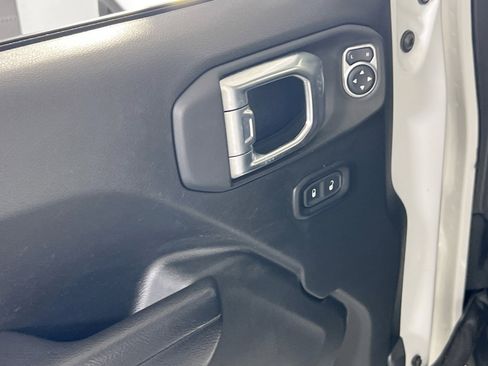 Used 2022 Jeep Gladiator Sport image 17