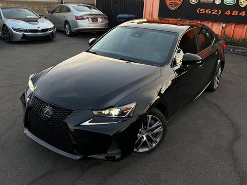 Used 2018 Lexus IS 300 RWD image 5
