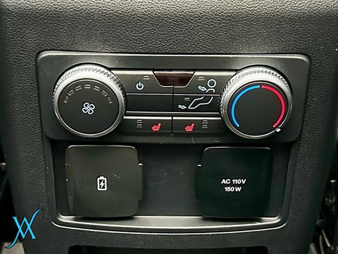 Used 2021 Ford Explorer Limited w/ Hybrid Equipment Group 310A AWD/4WD image 40