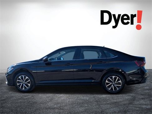 Used 2025 Volkswagen Jetta S image 7