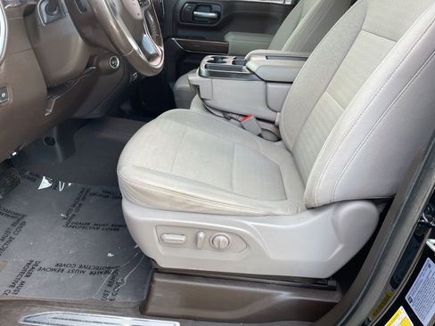 Used 2022 Chevrolet Silverado 2500 LT w/ Convenience Package image 8